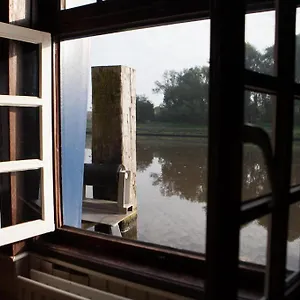Boat De Barge Bruges