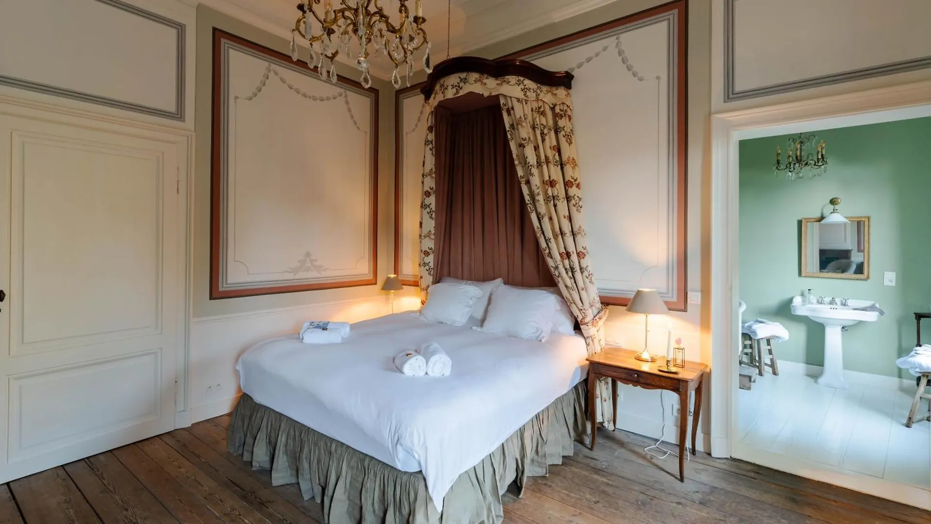B&B De Corenbloem Luxury Guesthouse - Adults Only 브뤼헤
